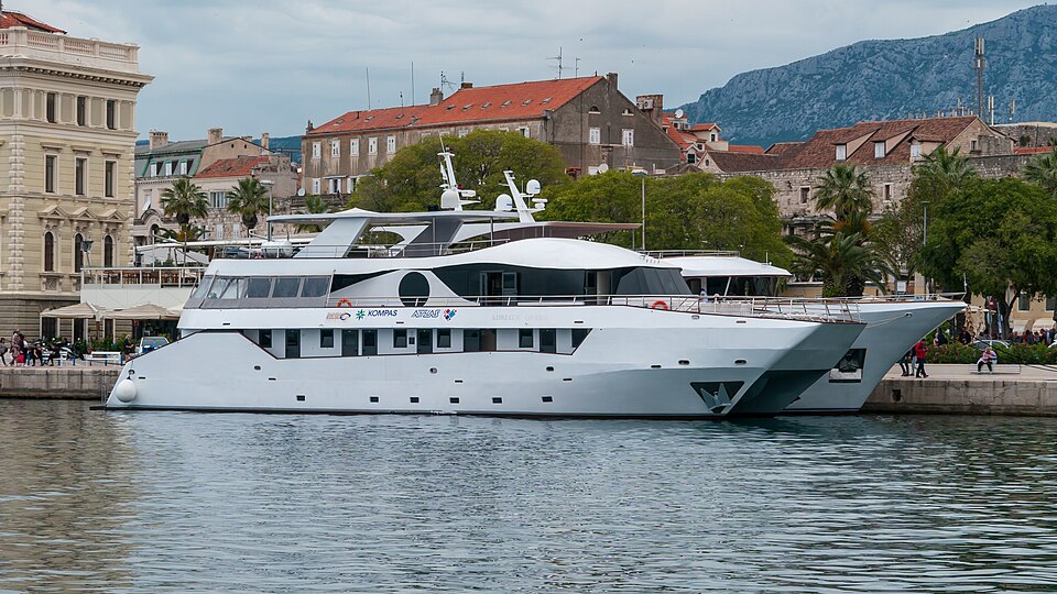 Фотография судна ADRIATIC QUEEN