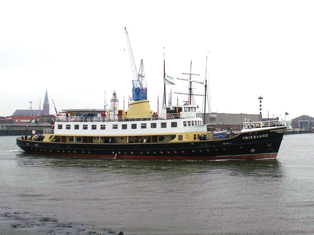 Фотография судна FRIESLAND