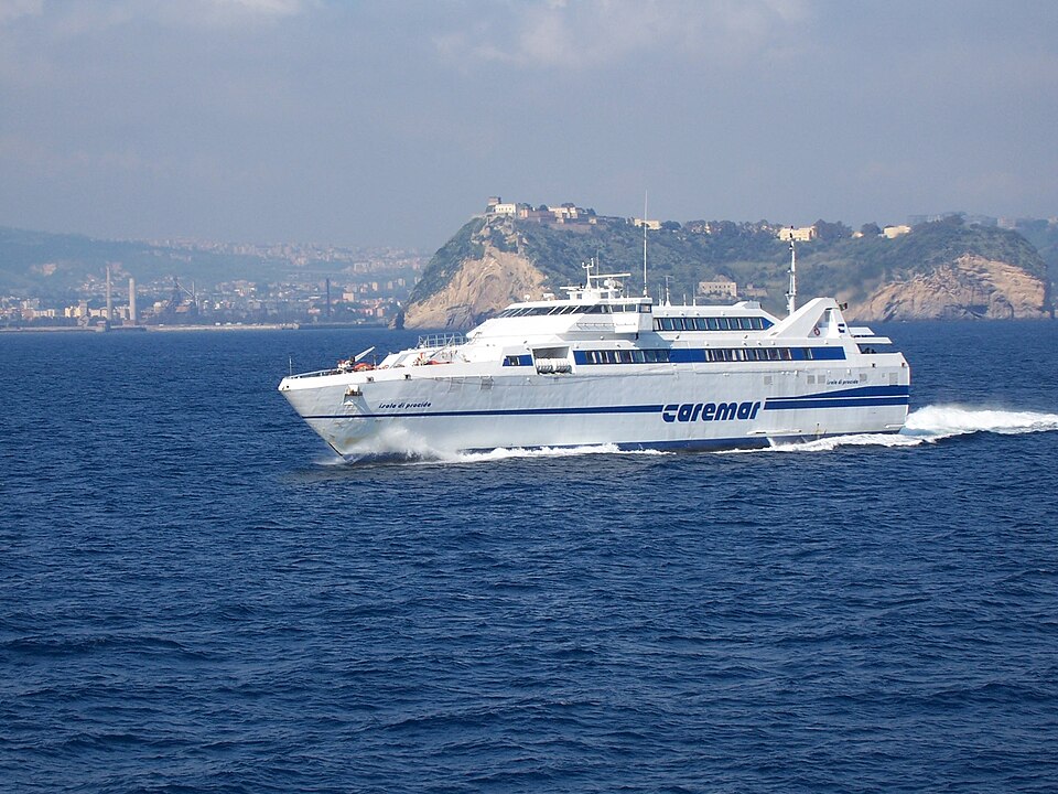 Фотография судна ISOLA DI PROCIDA