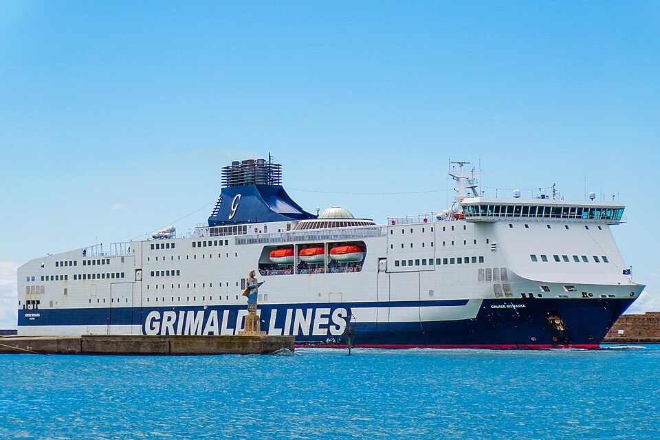 Фотография судна CRUISE BONARIA