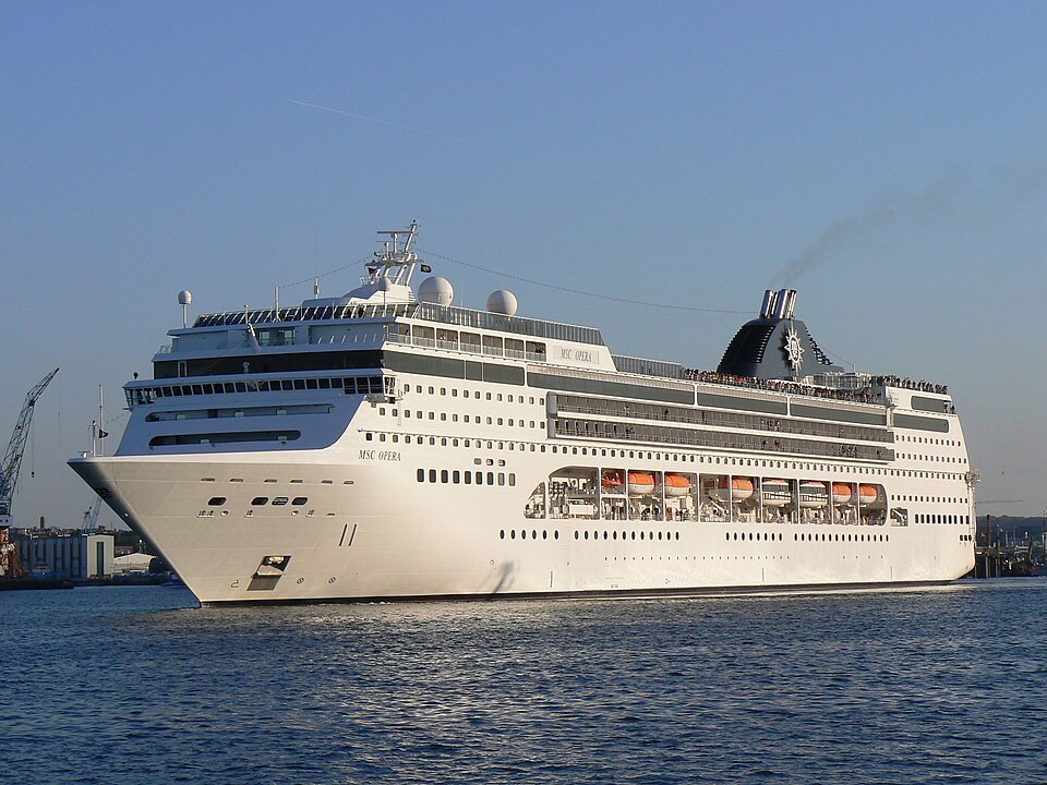 Фотография судна MSC OPERA