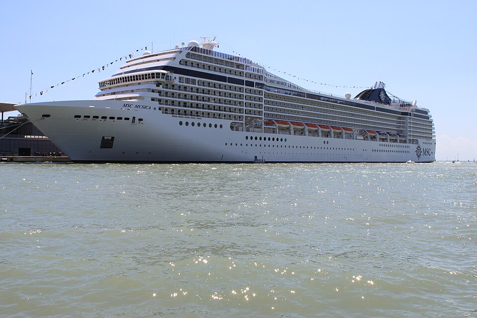 Фотография судна MSC MUSICA