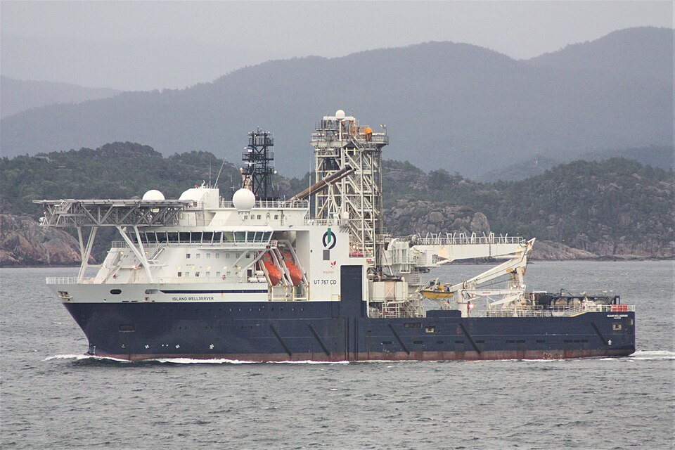 Фотография судна ISLAND WELLSERVER