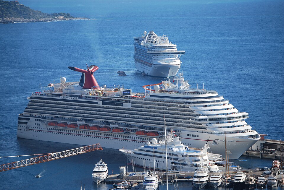 Фотография судна CARNIVAL MAGIC