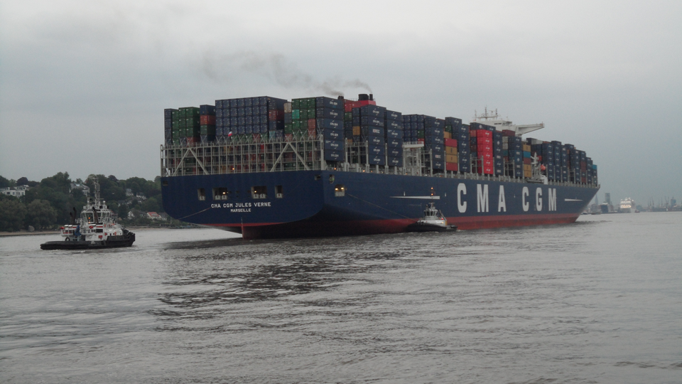 Фотография судна CMA CGM JULES VERNE