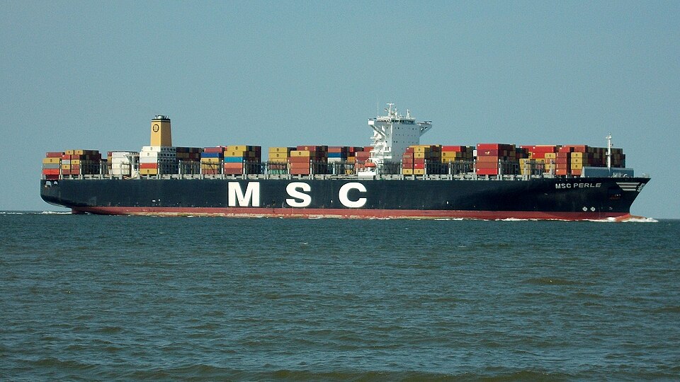 Фотография судна MSC PERLE