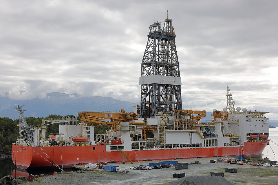 Фотография судна DEEP VALUE DRILLER