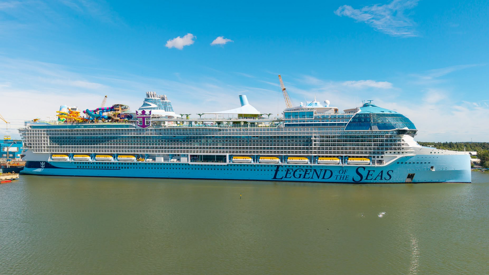 Фотография судна LEGEND OF THE SEAS