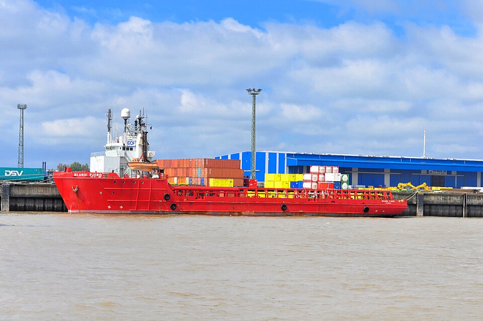 Фотография судна DSV DIANA