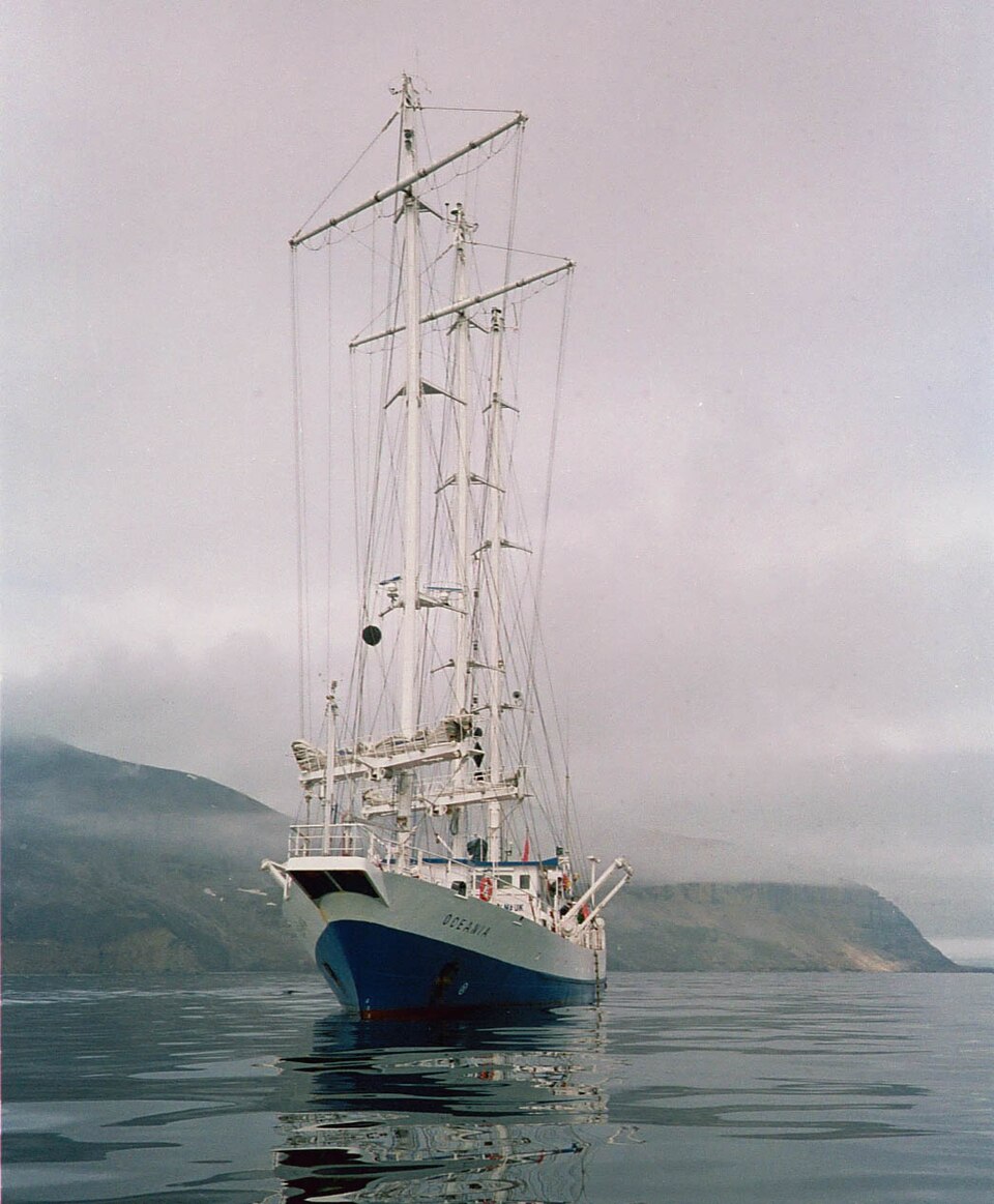 Фотография судна OCEANIA